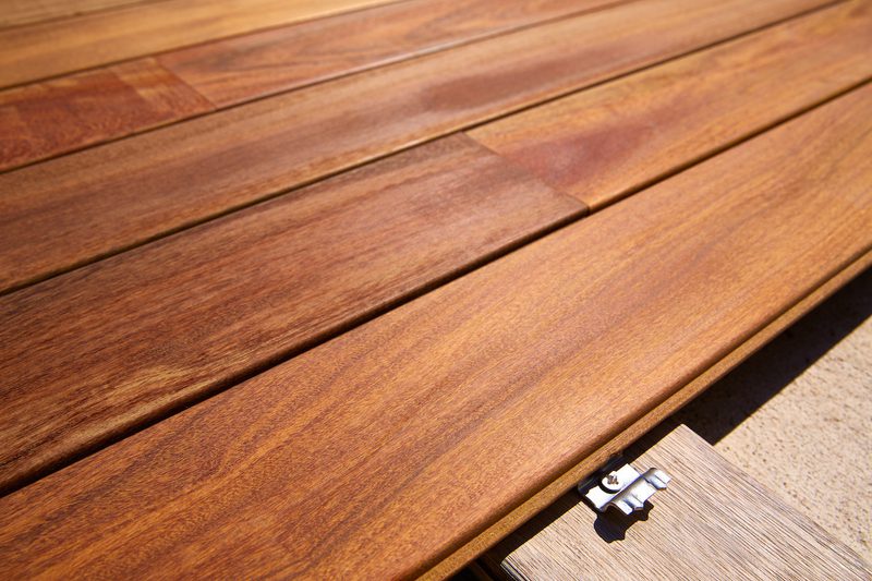 Ipe Decking With Clips