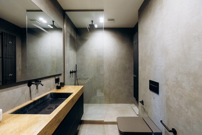 Oak bathroom wetroom