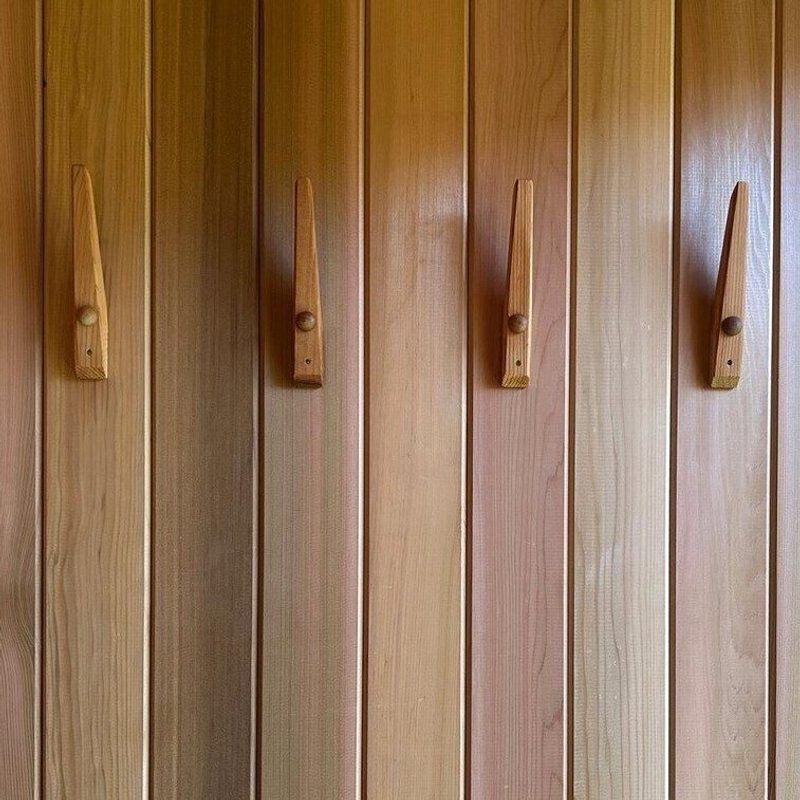 Yorkshire Hut Co Cedar Sauna Hut Hooks