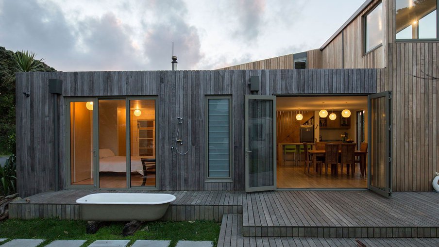 Grey ‘Weathered’ Cedar & Larch Wood Cladding: Design Trend