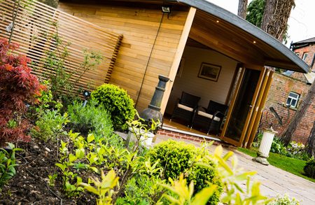Western Red Cedar Bar Garden Room