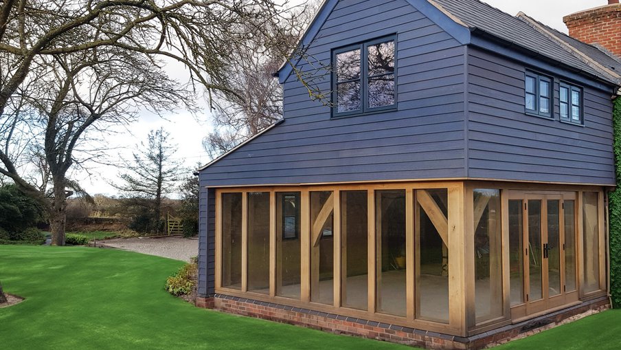 Feather-Edge vs. Shiplap: Cladding Profiles Compared