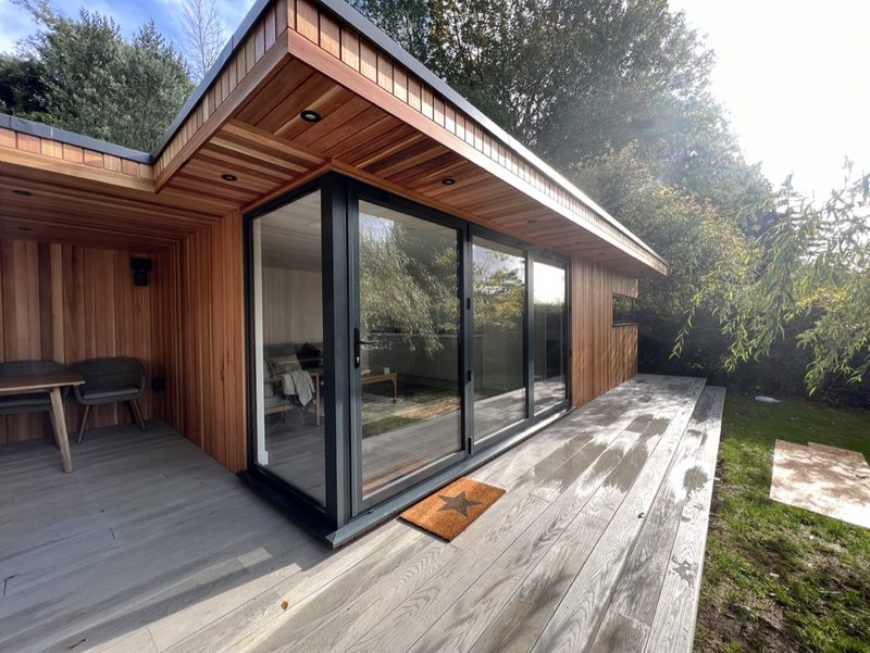 Western Red Cedar Garden Room Vertical Cladding Project
