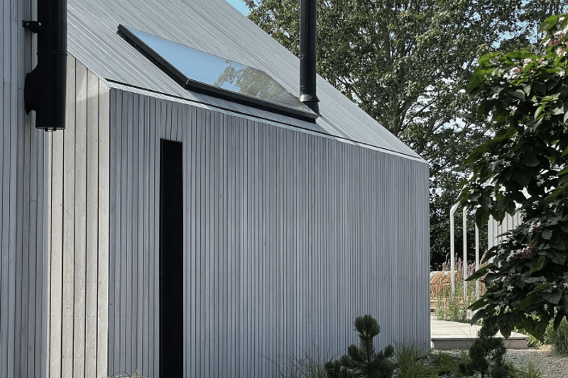 Grey ‘Weathered’ Cedar & Larch Wood Cladding: Design Trend
